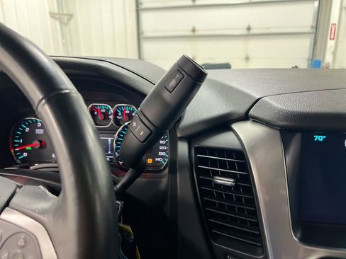 Used 2018 Chevrolet Tahoe LT AWD/4WD image 12