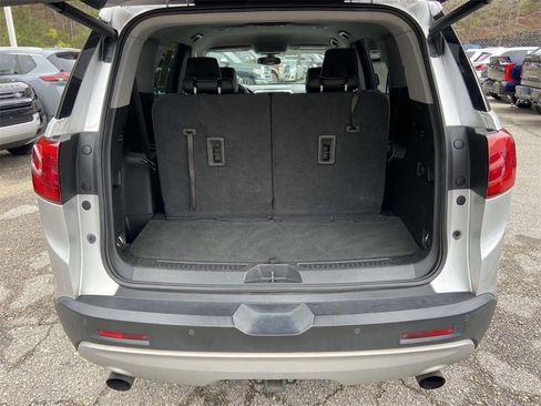 Used 2017 GMC Acadia SLT image 9
