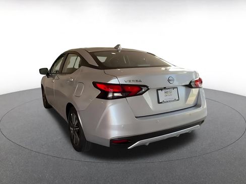 Used 2025 Nissan Versa SV FWD image 11