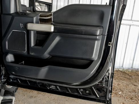 Used 2022 Ford F350 Lariat w/ Lariat Ultimate Package AWD/4WD image 45