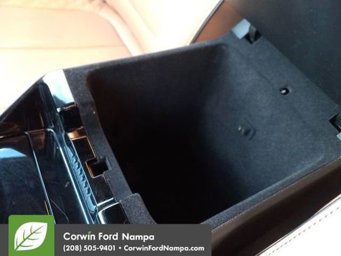 Used 2022 Jeep Grand Cherokee L Summit w/ Luxury Tech Group V image 19