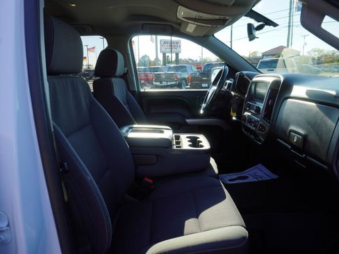 Used 2018 Chevrolet Silverado 1500 LT w/ All Star Edition image 29