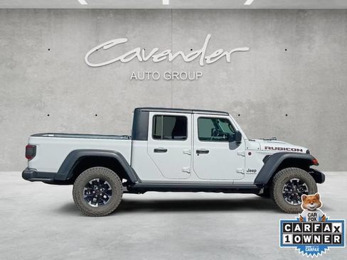 Used 2026 Jeep Gladiator Rubicon AWD/4WD image 17