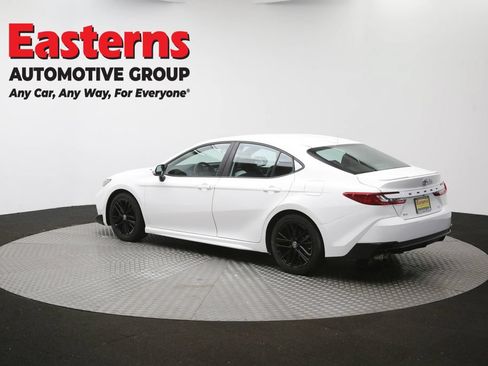 Used 2025 Toyota Camry SE FWD image 62