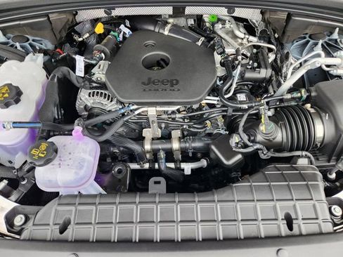 New 2026 Jeep Grand Cherokee L Limited image 23