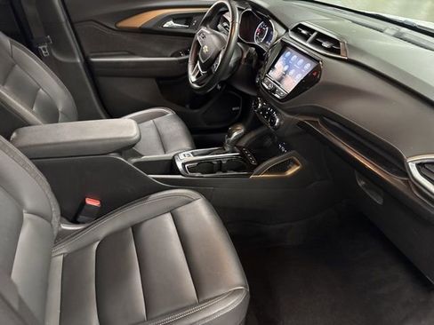 Used 2021 Chevrolet TrailBlazer ACTIV w/ Sun and Liftgate Package image 12