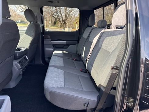 Used 2021 Ford F150 XLT w/ Equipment Group 302A High image 6