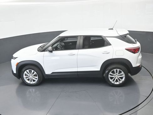 Used 2023 Chevrolet TrailBlazer LS AWD/4WD image 43