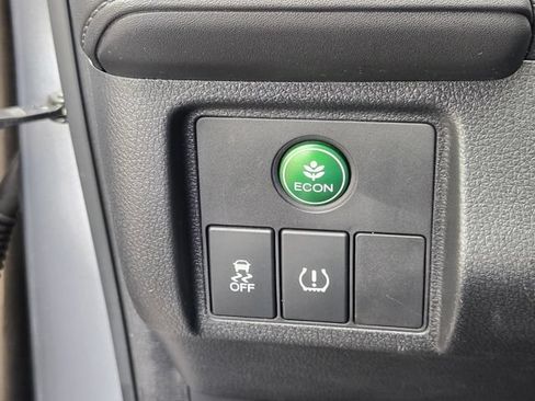 Used 2019 Honda HR-V Sport image 26