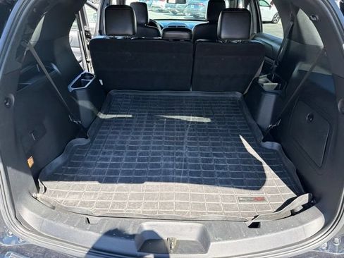 Used 2018 Ford Explorer XLT w/ Equipment Group 202A AWD/4WD image 33
