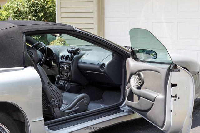 Used 1997 Pontiac Firebird Trans Am RWD image 33