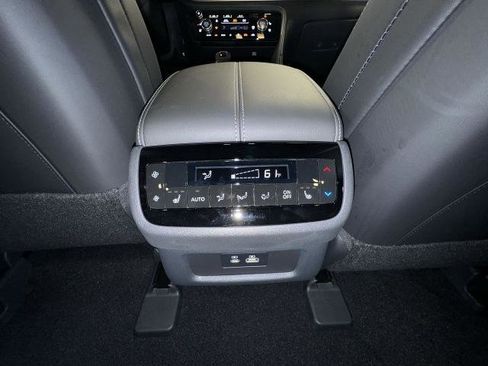 Certified 2025 INFINITI QX60 Luxe w/ Black Edition image 29