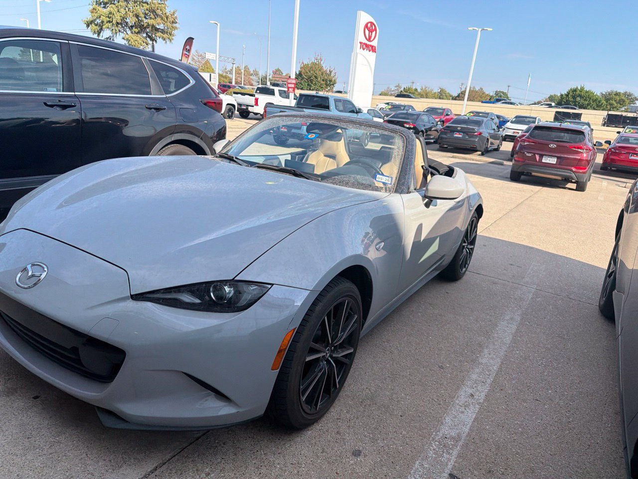 Used 2024 MAZDA MX-5 Miata Grand Touring RWD image 1
