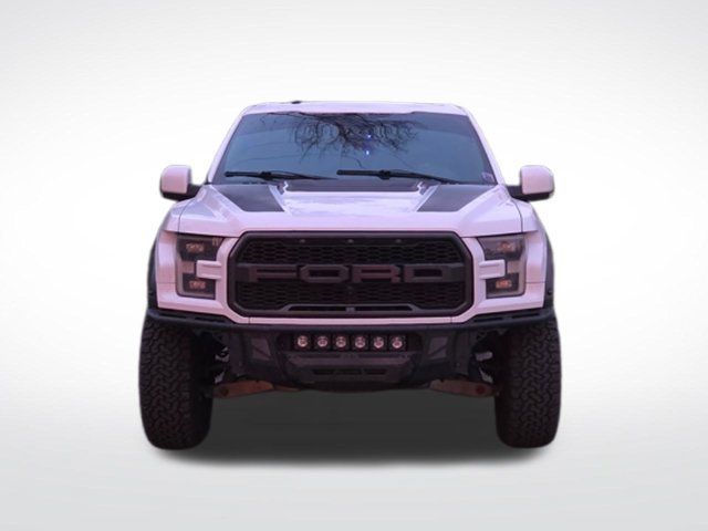 Used 2018 Ford F150 Raptor w/ Equipment Group 802A Luxury AWD/4WD image 4