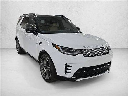 New 2026 Land Rover Discovery Limited Edition AWD/4WD image 3