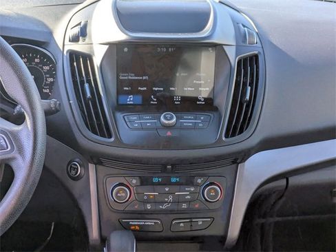 Used 2019 Ford Escape SE image 19