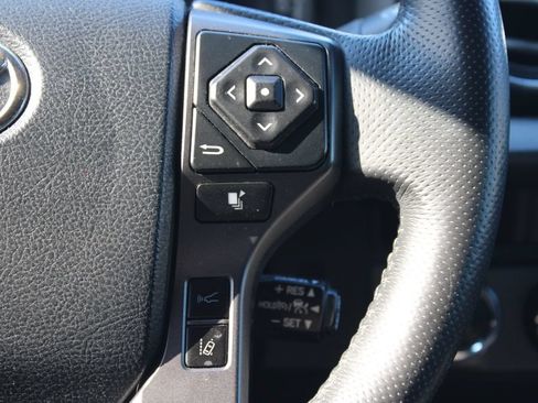 Used 2019 Toyota Tacoma TRD Sport AWD/4WD image 24