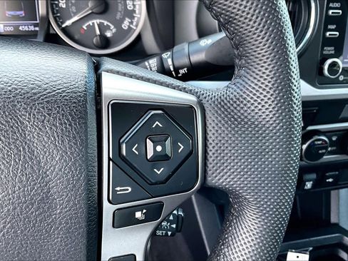 Used 2023 Toyota Tacoma SR5 AWD/4WD image 23
