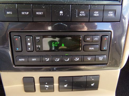 Used 2008 Ford Explorer Sport Trac Limited image 60