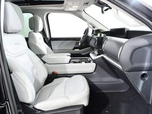New 2026 Ford Expedition Max Platinum AWD/4WD image 10