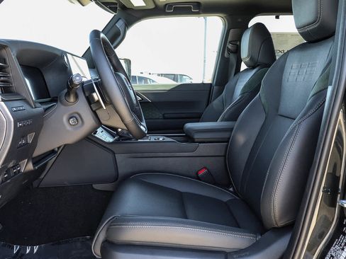 New 2026 Lexus GX 550 AWD/4WD image 18