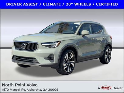 Certified 2023 Volvo XC40 B5 Plus w/ Protection Package Premier