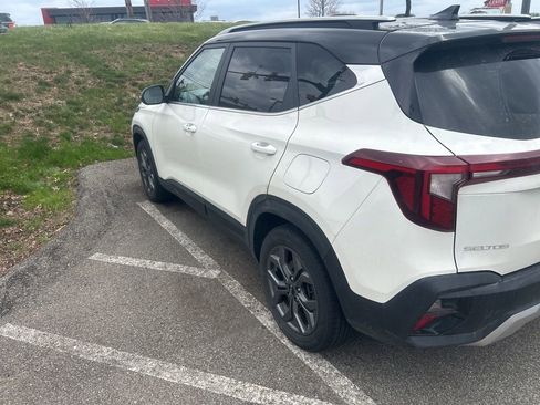 Used 2024 Kia Seltos S image 3