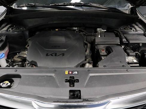 Used 2022 Kia Telluride EX w/ EX Premium Package image 16