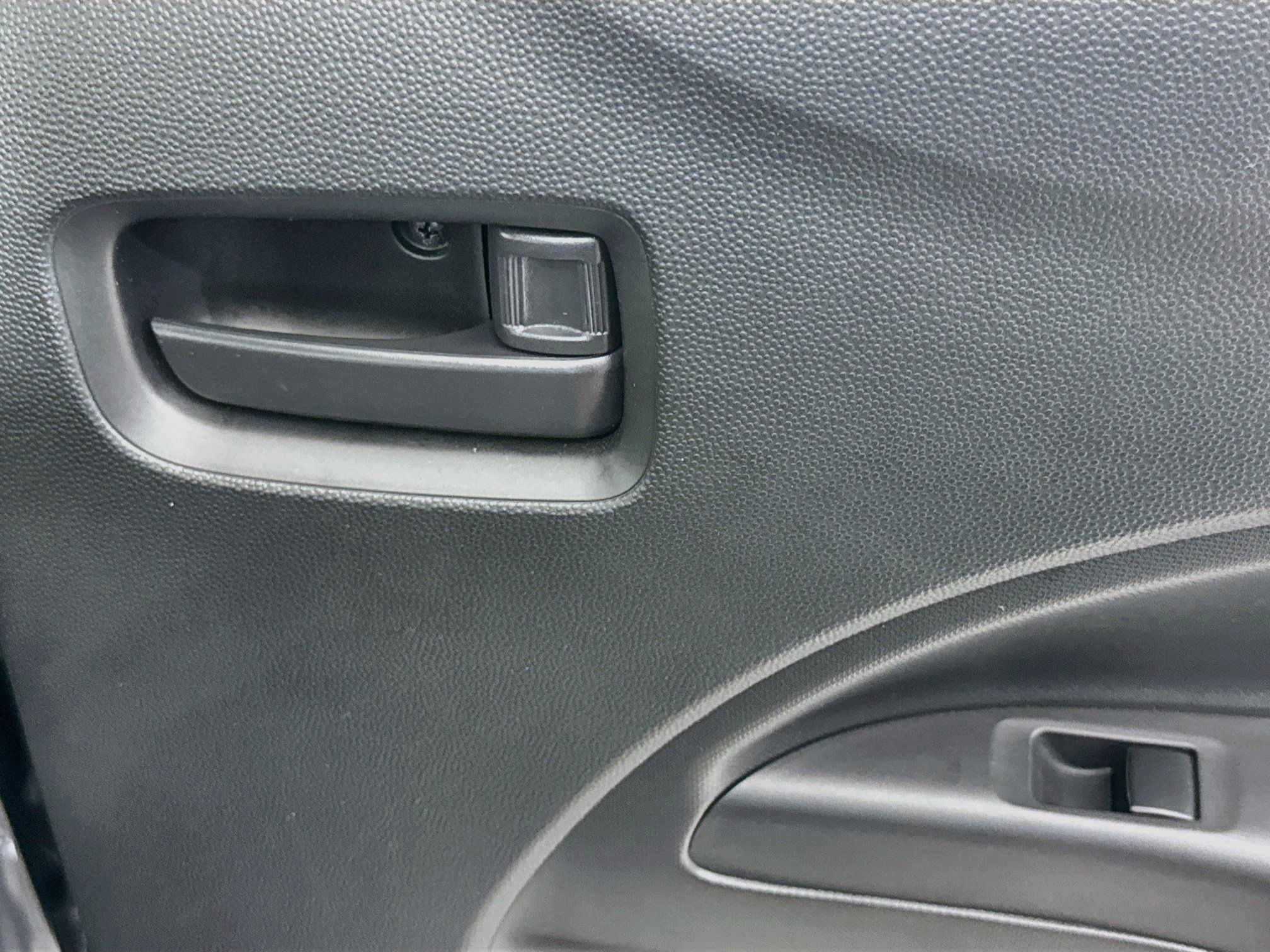 Used 2024 Mitsubishi Mirage ES FWD image 28