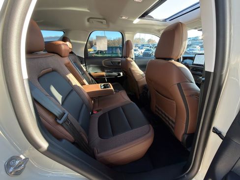 New 2025 Ford Bronco Sport Outer Banks w/ Outer Banks Tech Package+ image 10