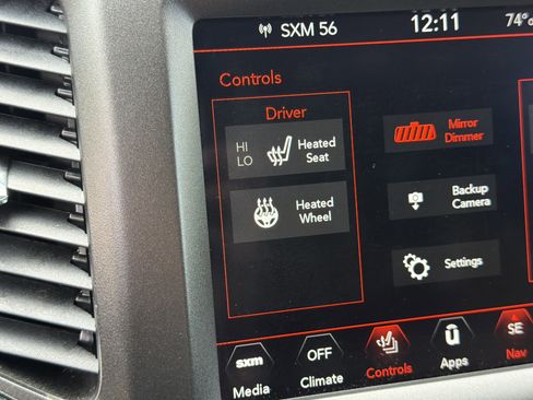 Used 2023 Jeep Cherokee Trailhawk AWD/4WD image 30