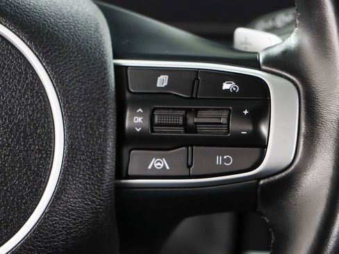 Used 2023 Kia Sportage EX image 14