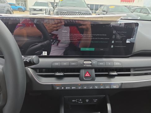 New 2026 Kia K4 FWD image 10
