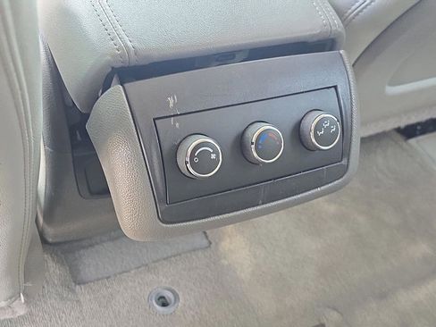 Used 2017 Buick Enclave Leather image 18