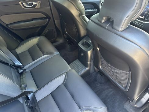 Used 2021 Volvo XC60 T8 R-Design w/ Advanced Package AWD/4WD image 30