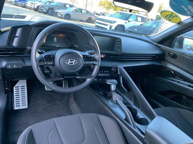 Certified 2026 Hyundai Elantra Sport FWD image 18