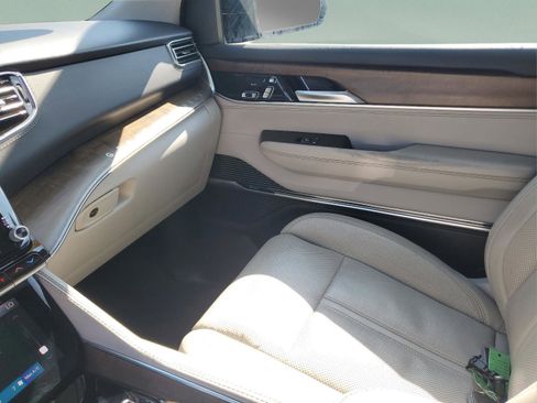 Used 2023 Jeep Grand Wagoneer L 4X4 image 19