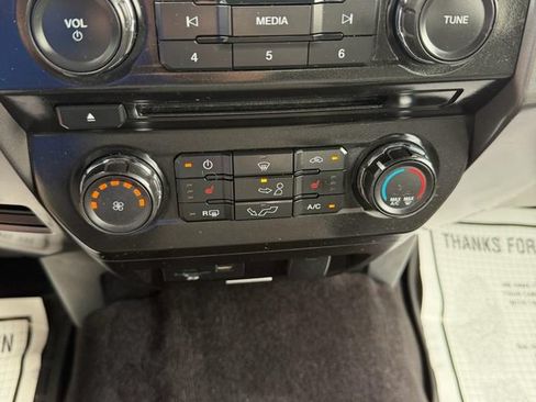 Used 2015 Ford F150 XLT w/ Equipment Group 302A Luxury AWD/4WD image 19