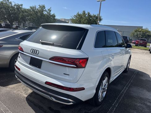Used 2022 Audi Q7 3.0T Premium Plus AWD/4WD image 2