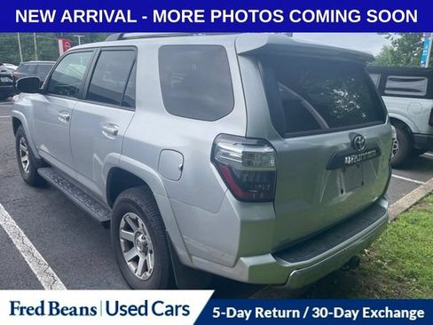 Used 2016 Toyota 4Runner Trail Premium AWD/4WD image 4