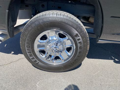 Used 2025 RAM 2500 Tradesman w/ Chrome Appearance Group AWD/4WD image 5