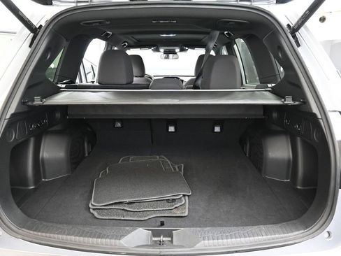 Certified 2025 Subaru Forester Premium AWD/4WD image 17