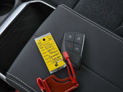 New 2027 GMC Terrain Elevation w/ LPO, Floor Liner Package FWD image 30