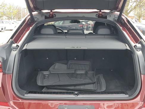 Certified 2024 BMW X6 xDrive40i w/ Premium Package image 25