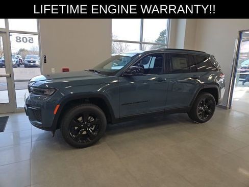 New 2026 Jeep Grand Cherokee Limited w/ Limited Altitude Package image 3