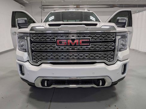 Used 2023 GMC Sierra 3500 Denali w/ Denali Ultimate Package image 14