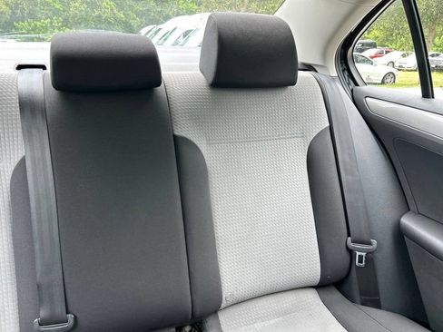 Used 2017 Volkswagen Jetta S FWD image 14
