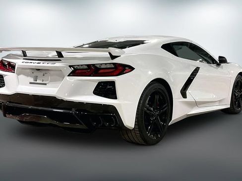 Used 2026 Chevrolet Corvette Stingray Preferred Cpe w/ Z51 Performance Package RWD image 13