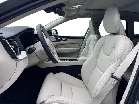 New 2026 Volvo XC60 T8 Ultra w/ Protection Package Premier AWD/4WD image 11
