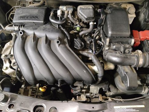 Used 2018 Nissan Versa SV image 30